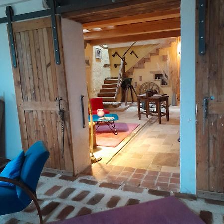 Hotel Le Moulin De Chamambard Saint-Denis-les-Bourg Exterior foto